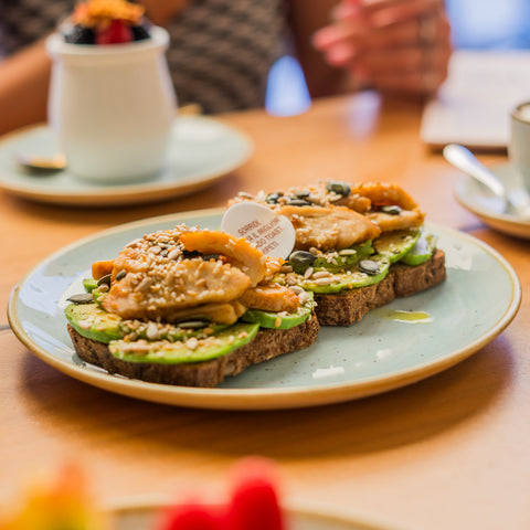 Avocado Toast Pollo