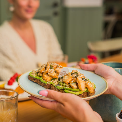 Avocado Toast Pollo