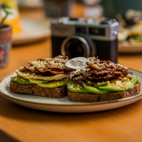 Avocado Toast Uovo e Bacon